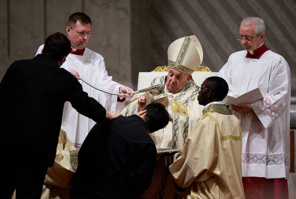 Pope Francis soldiered through a more than 2-hour Easter Vigil Mass in St Peter’s Basilica, despite concerns about his frail condition