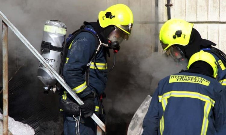 Los bomberos de Nicosia extinguieron el viernes por la noche un incendio en una guardería, presuntamente provocado.
