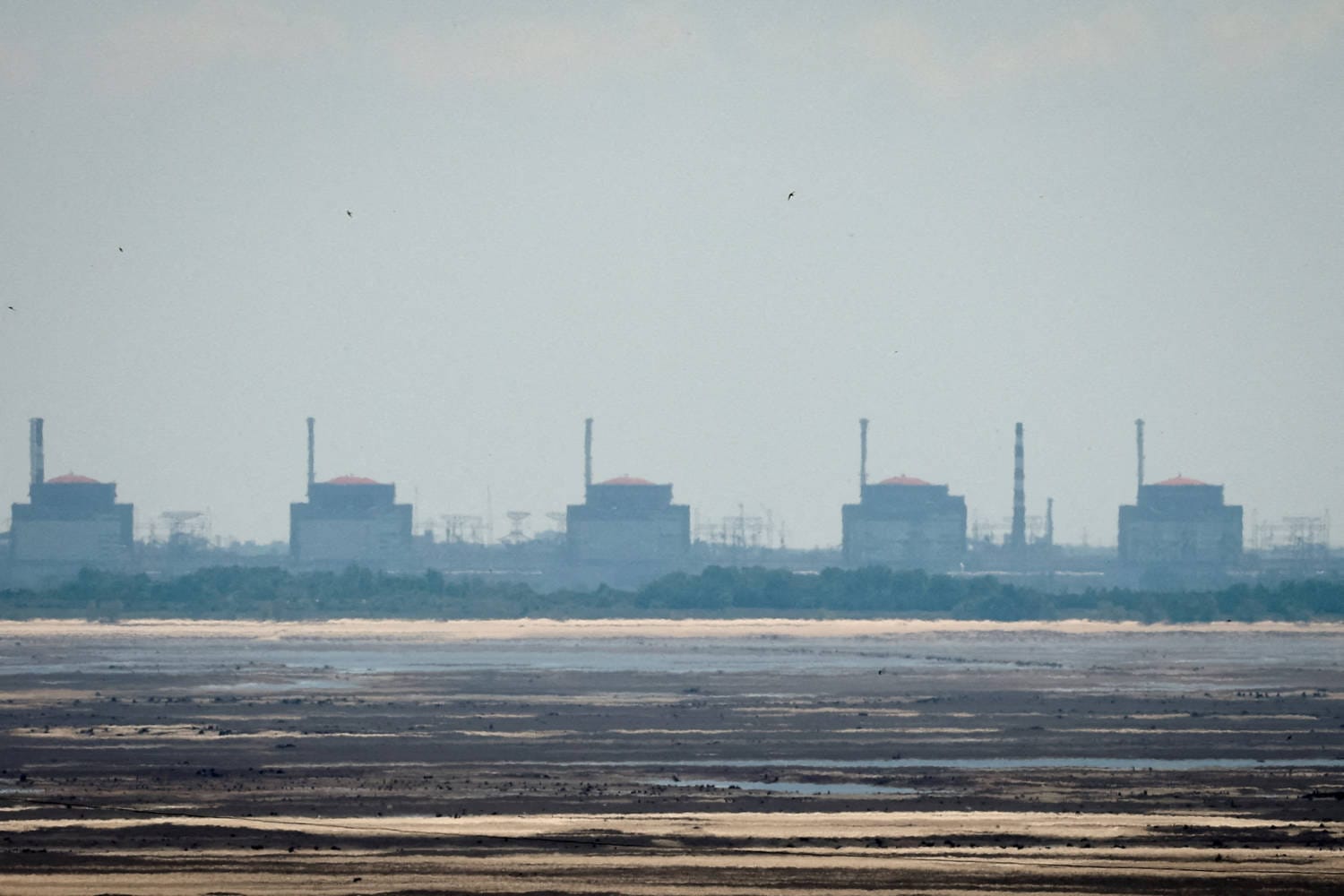 Ukraine attacked the Russian-held Zaporizhzhia nuclear plant, causing no damage to the dome of the plant's sixth power unit