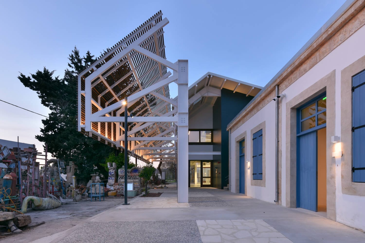 A cultural hub called the Lemba Culture Village has been established in the village of Lemba, Paphos