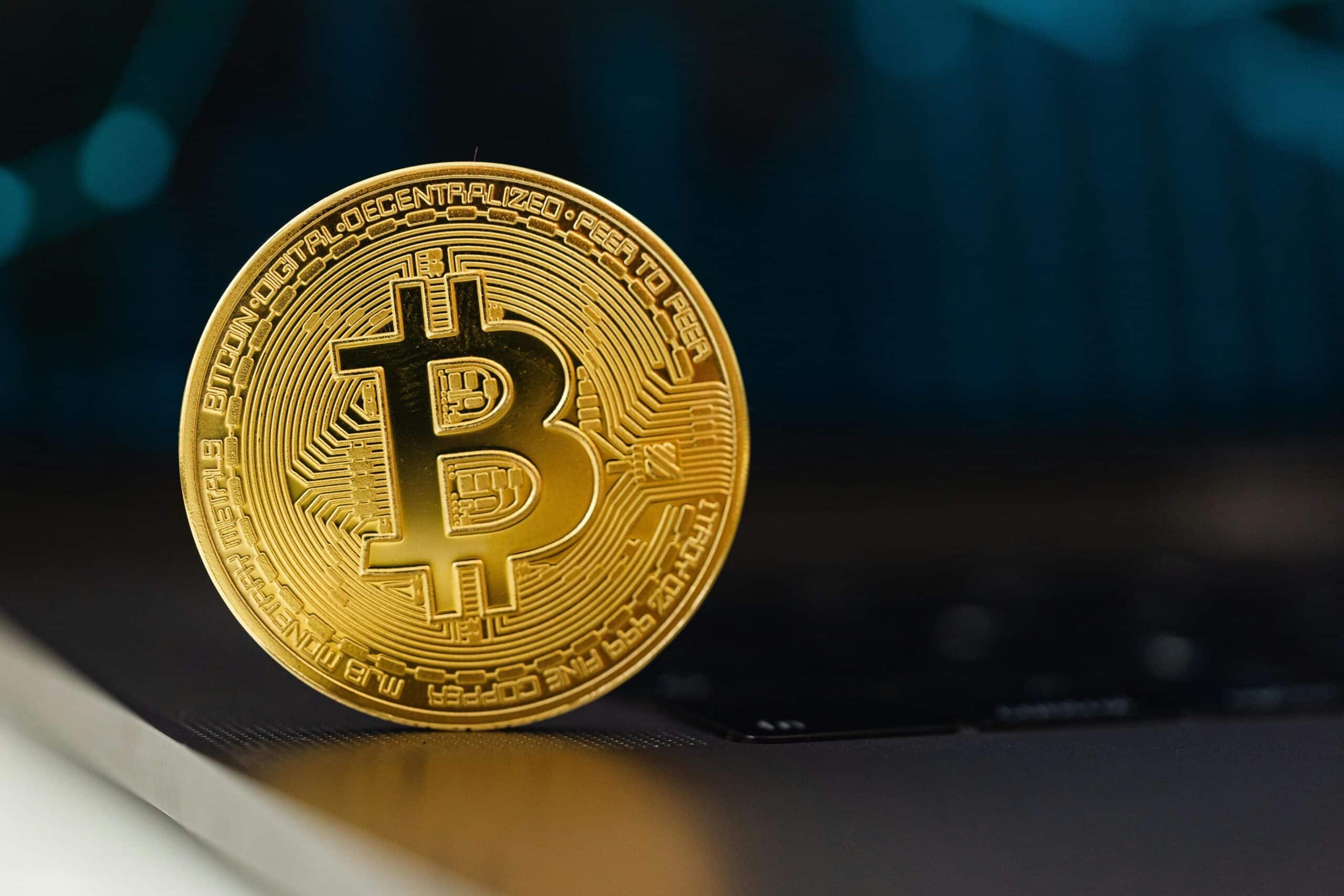 Биткойн