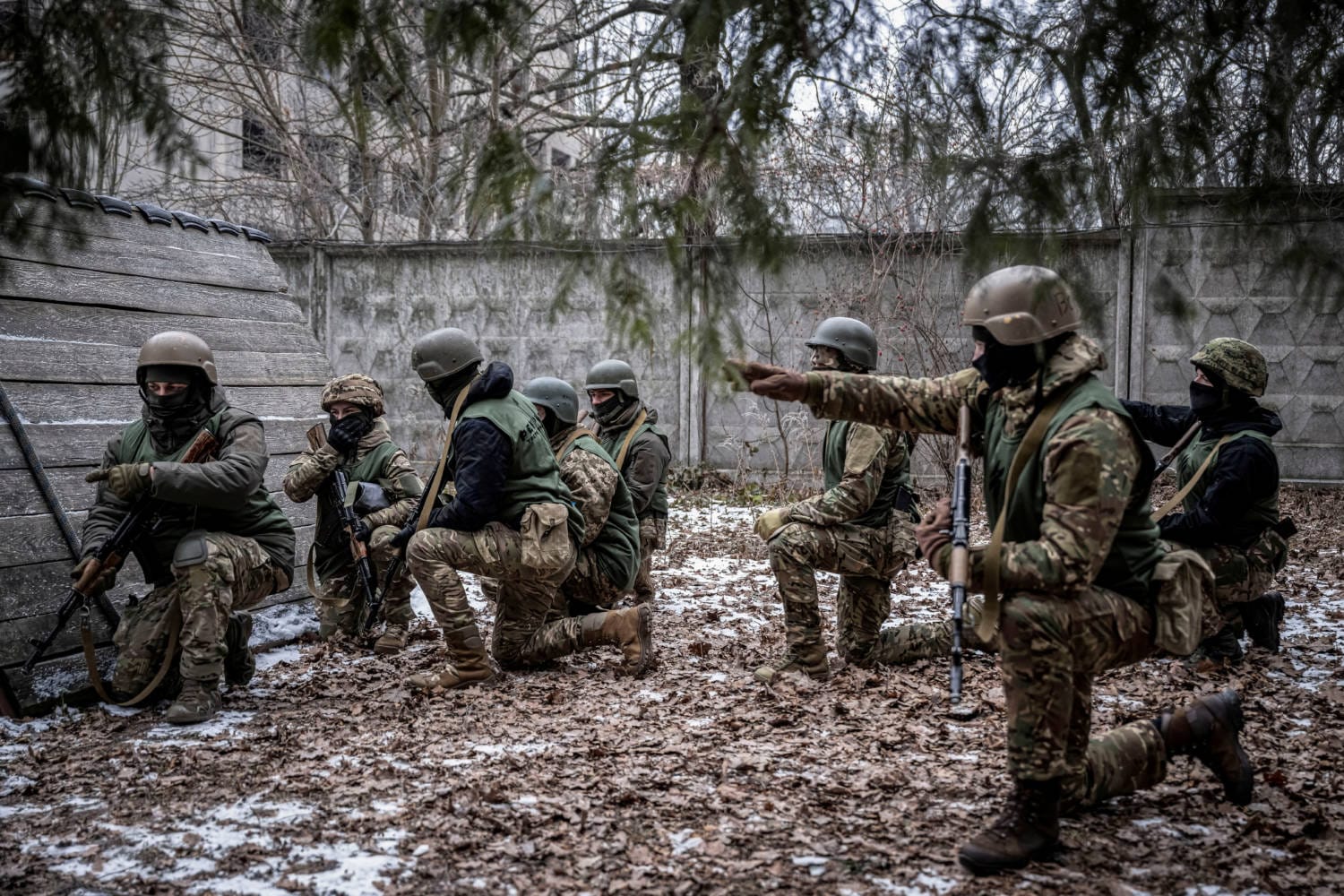 Britain's Special Boat Service has been assisting Ukrainian forces in operations against Russian forces in Ukraine, according to Russia's Federal Security Service.
