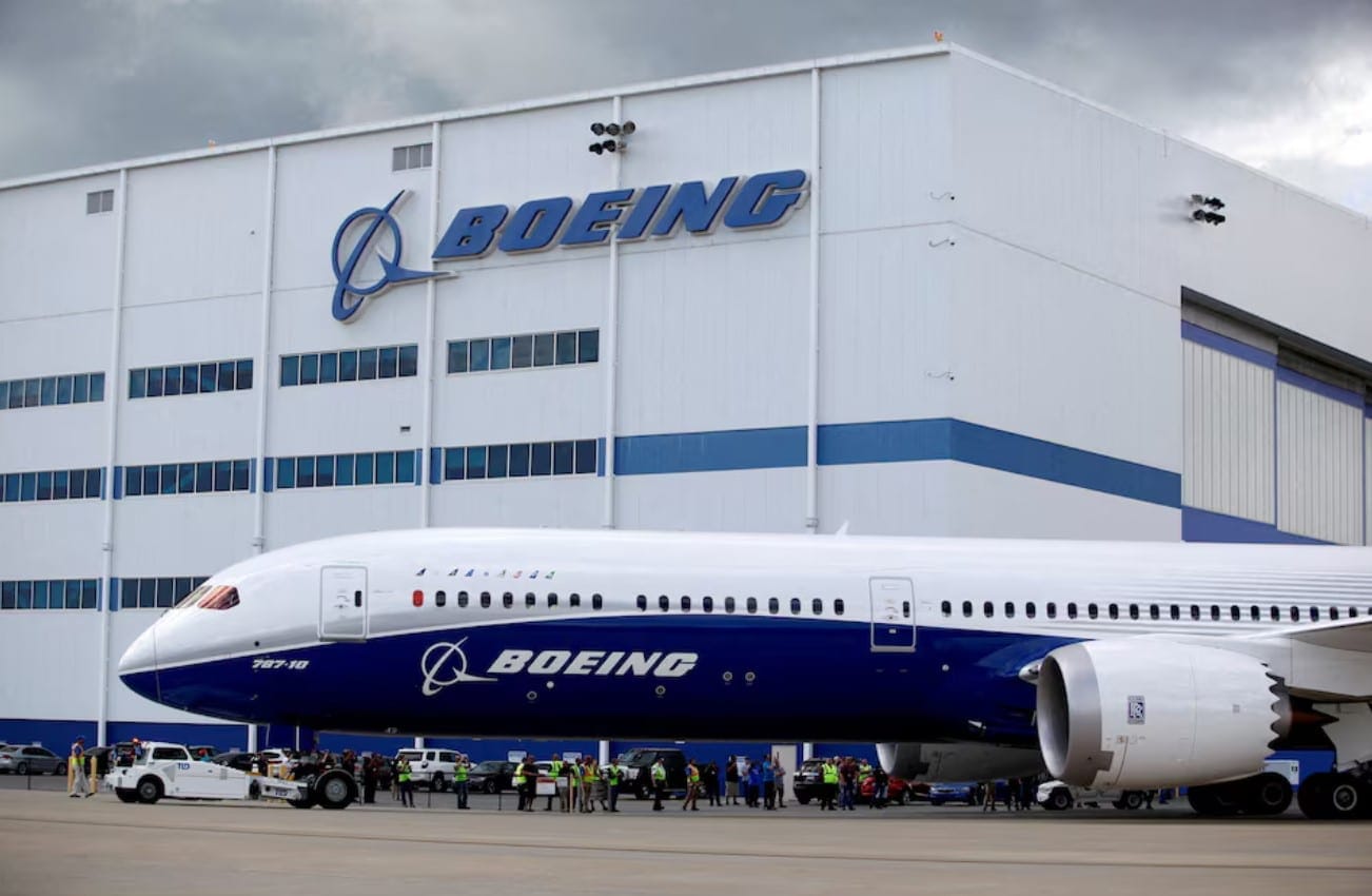 manutenção de aviões