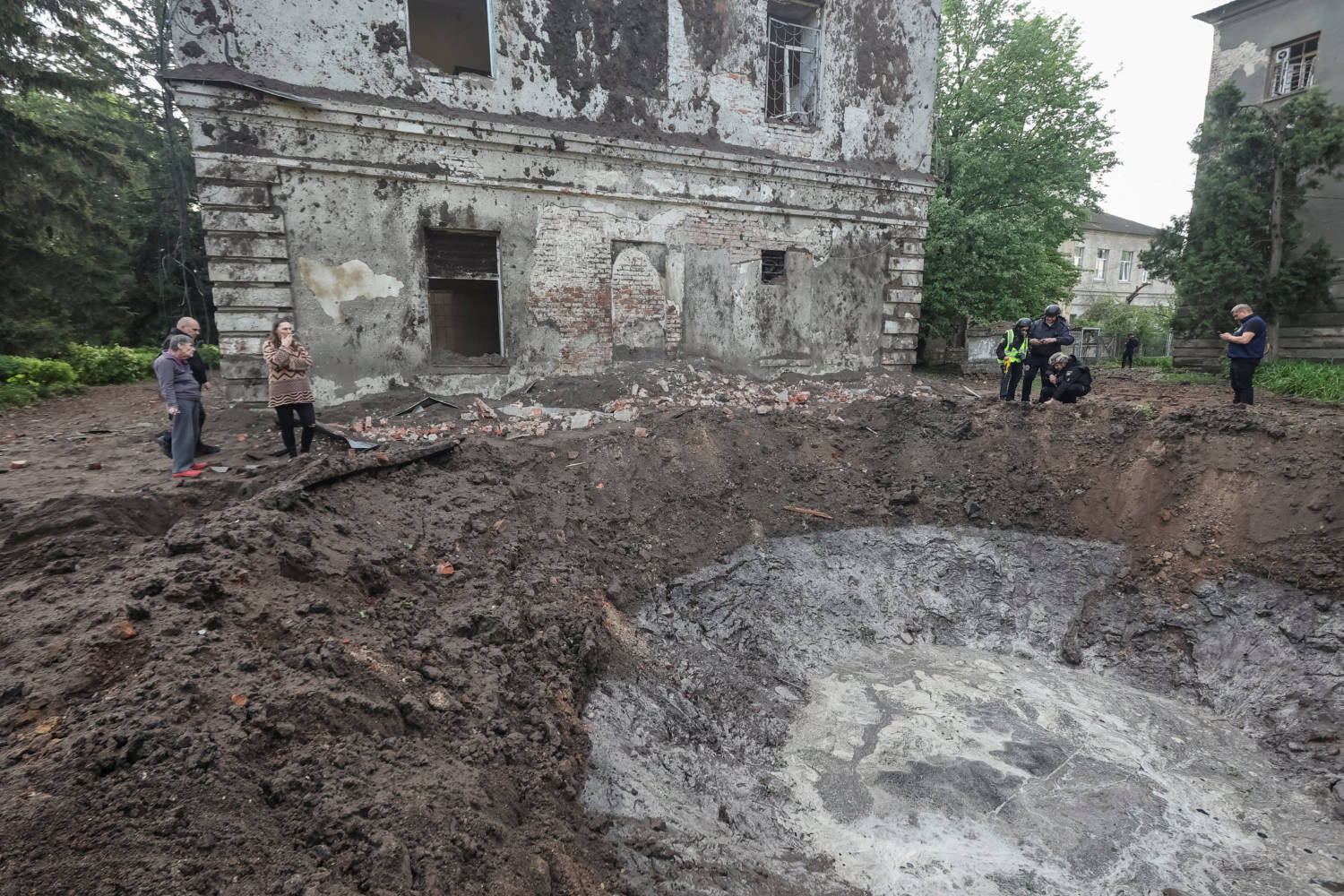 A Russian missile attack targeted power facilities in Ukraine, causing damage and fires