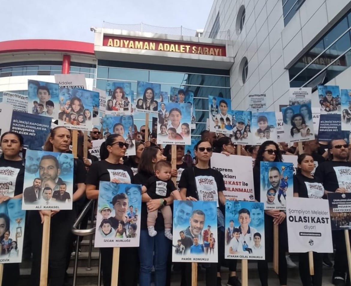 desmoronamento de edifícios