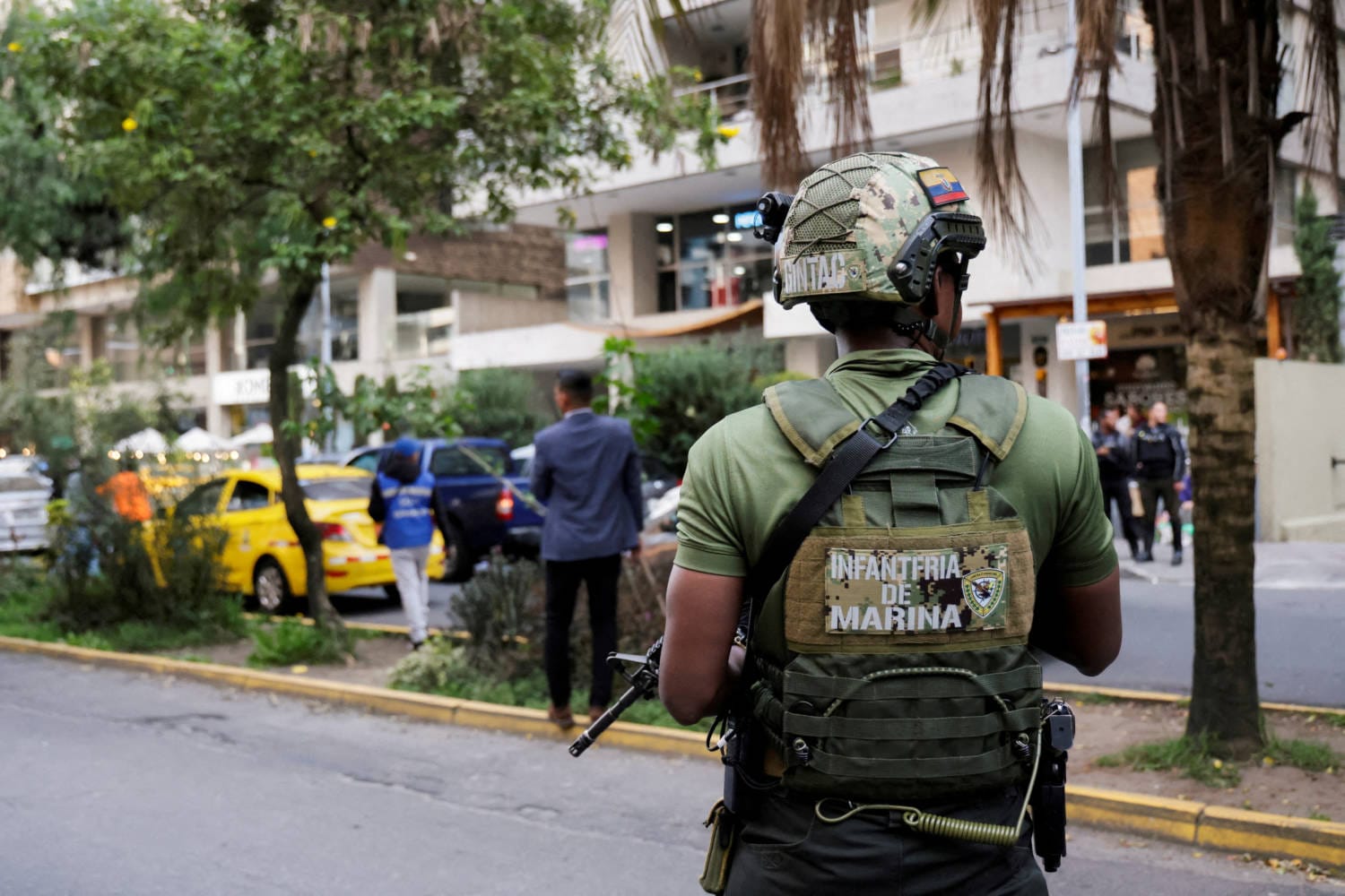 Ecuadorean President Daniel Noboa declared a state of emergency in five coastal provinces due to "internal armed conflict." The measure will last for 60 days and the police and armed forces will be deployed to combat organized armed groups, blamed for the recent spike in violence.