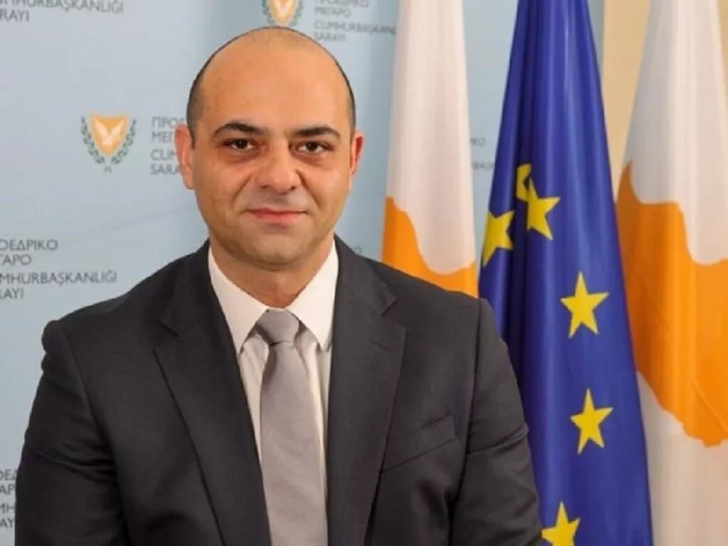 Discussions between the Minister of Labour, employer, and trade union representatives resulted in a commitment to engage in scheduled dialogues to resolve discrepancies and implement agreed-upon measures