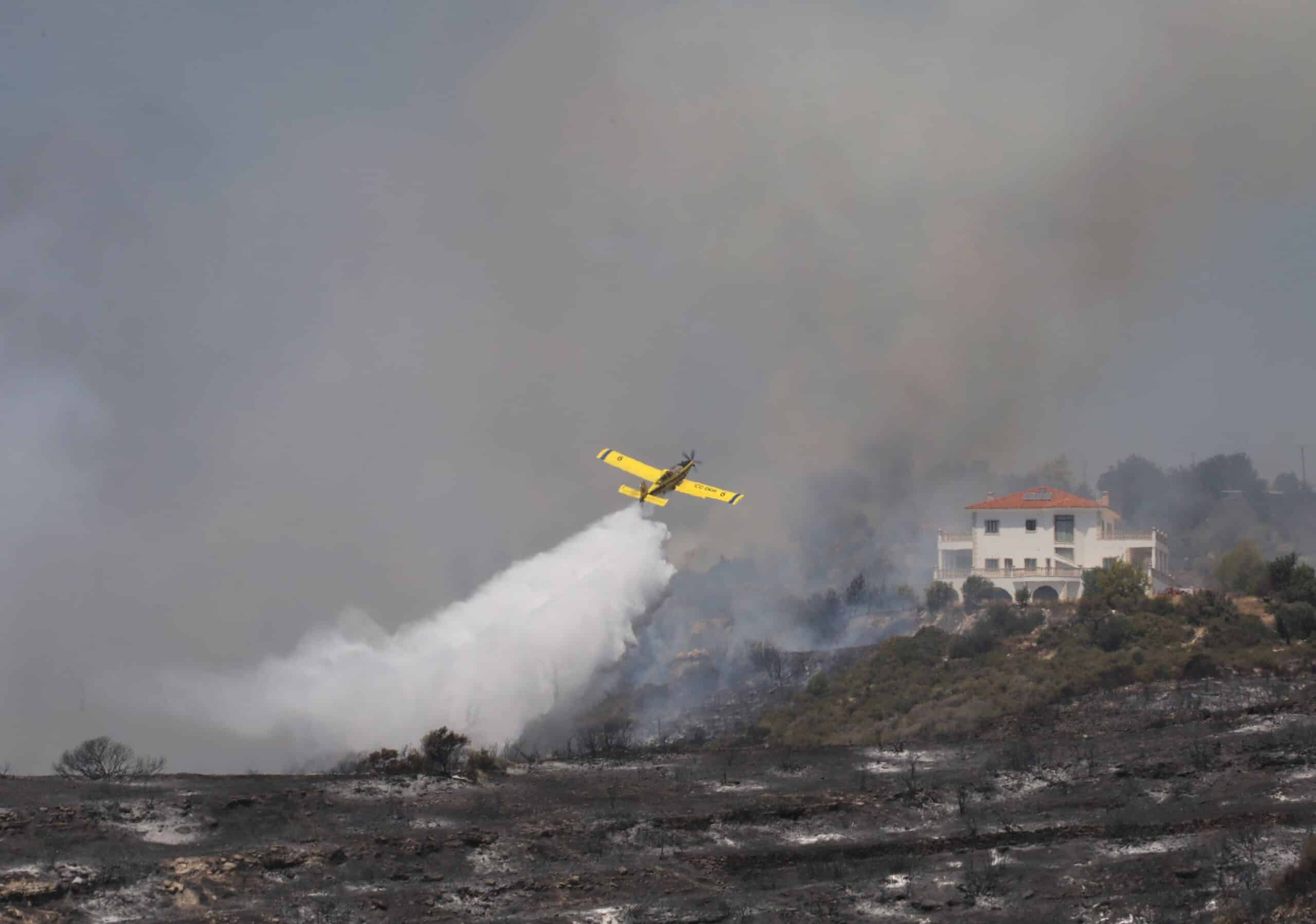 aviões de combate a incêndios