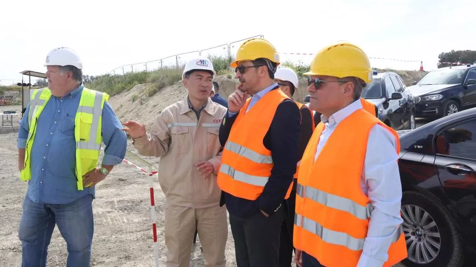 Las relaciones entre Chipre y China se ponen a prueba debido a una disputa sobre un proyecto de terminal de regasificación de gas en Vasilikos.