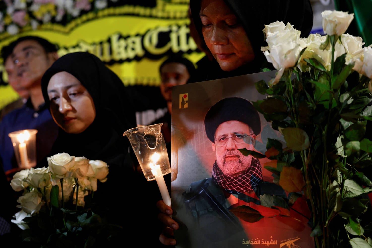 Irán declaró cinco días de luto por la muerte del Presidente Ebrahim Raisi, pero la respuesta fue moderada en comparación con anteriores fallecimientos de altos cargos.