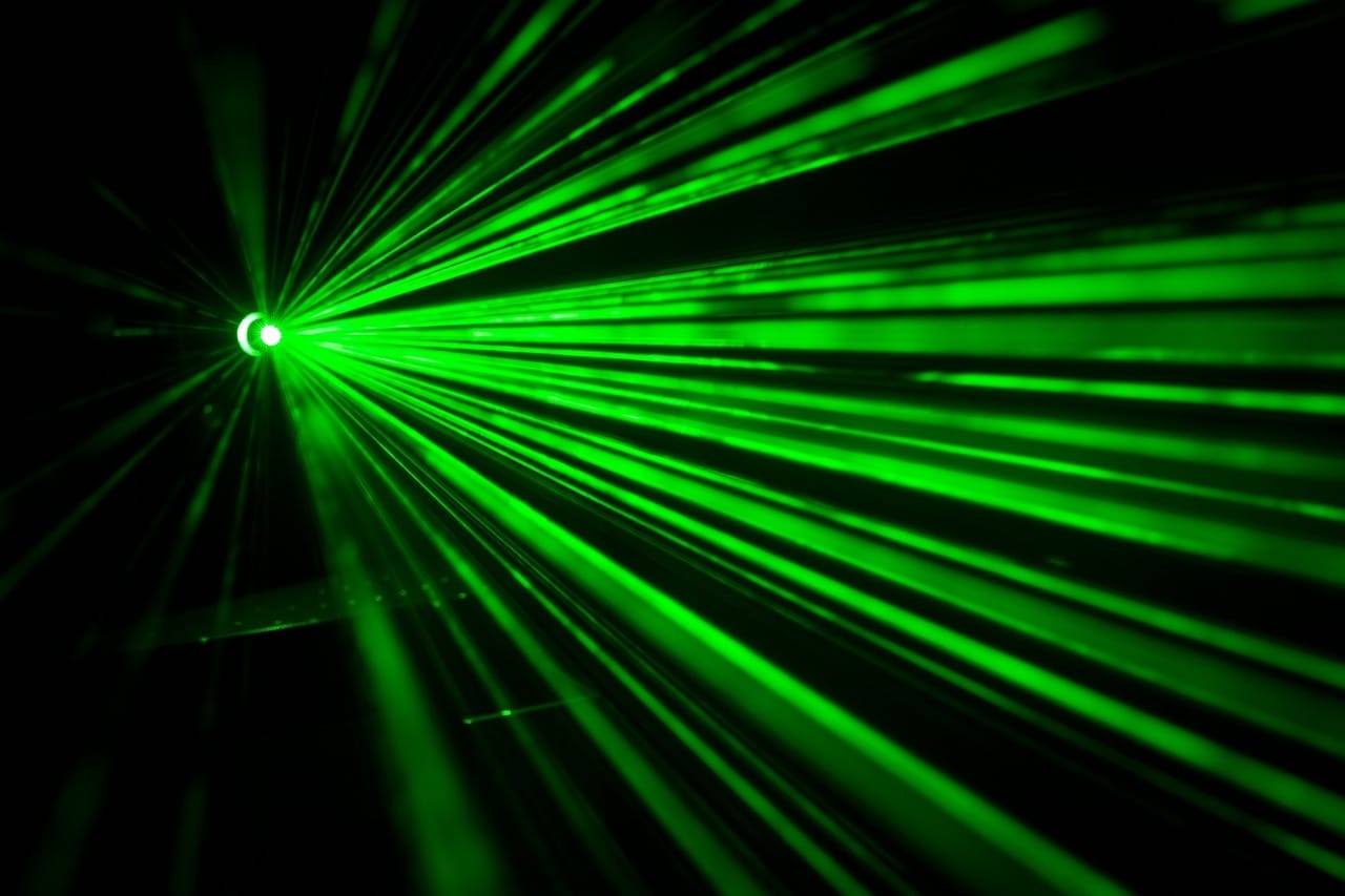brinquedo laser