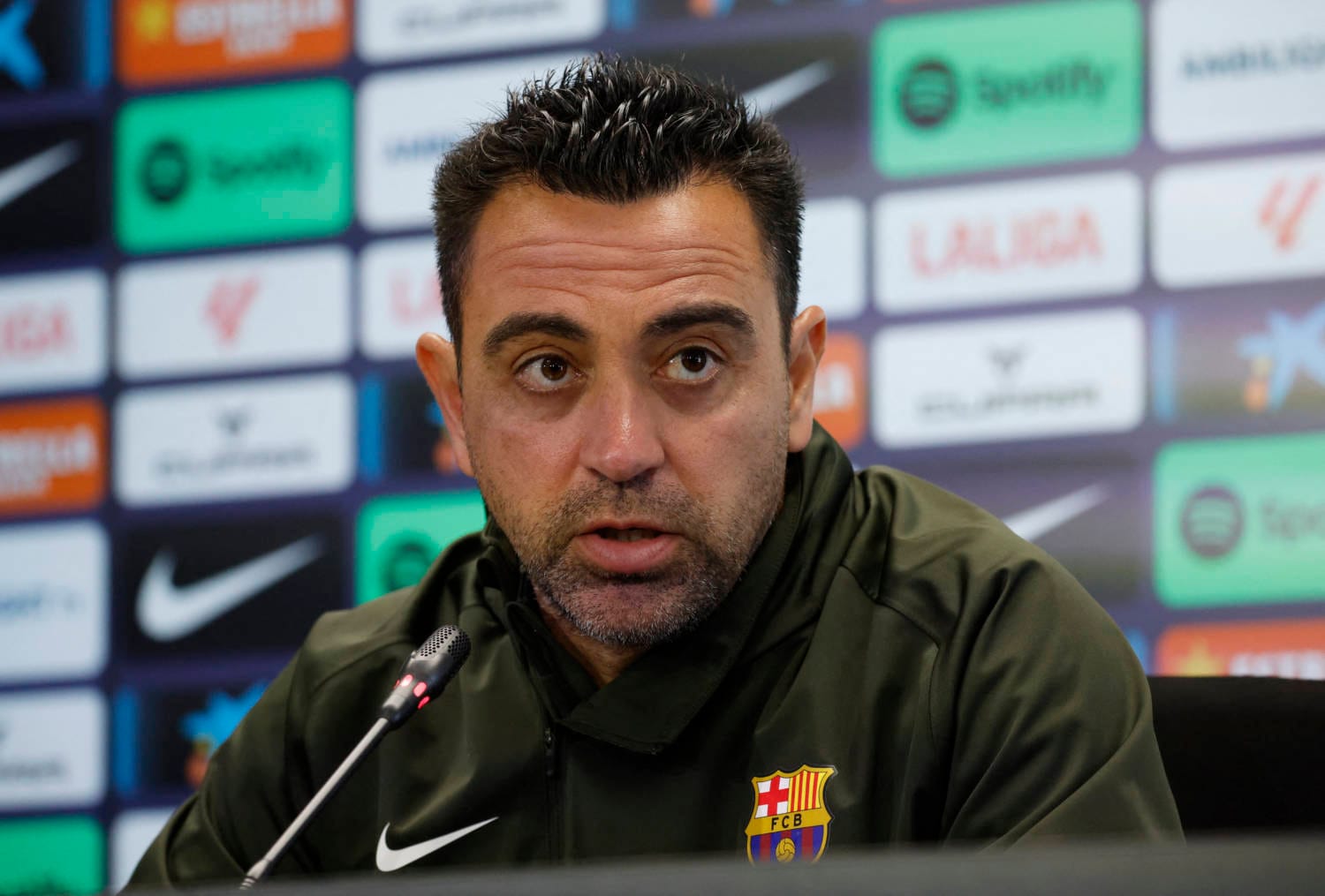 O Barcelona demitiu o treinador Xavi Hernández, apenas quatro semanas depois de o ter confirmado para a época 2024-25
