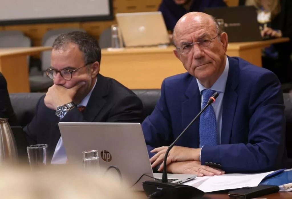 O saldo orçamental em Chipre para o período de janeiro a abril de 2024 registou um excedente de 665,2 milhões de euros, quase o dobro do registado no mesmo período de 2023