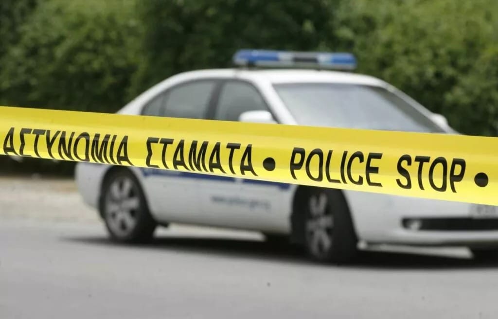 A tavern in Limassol was bombed in the early hours of Monday