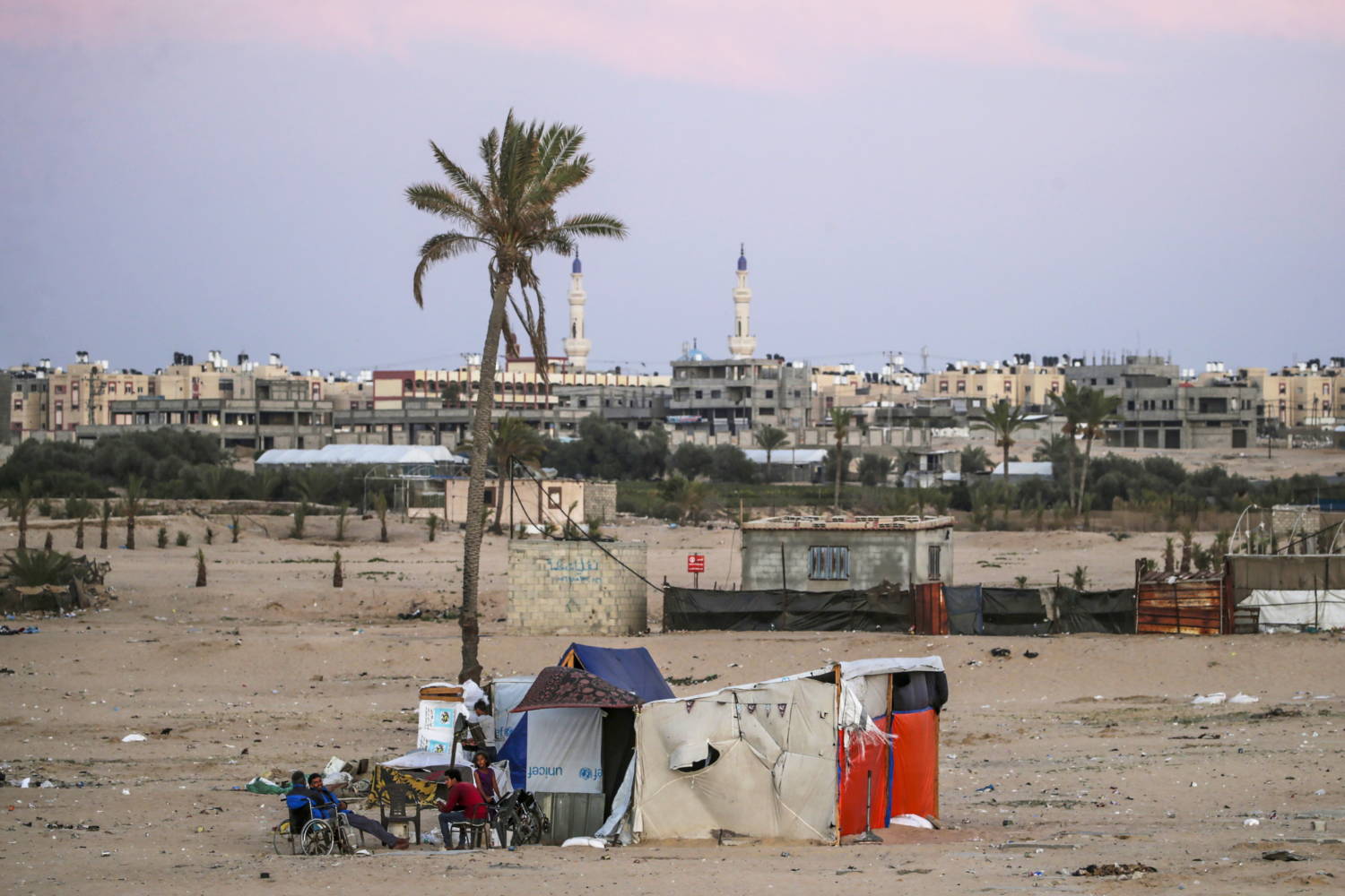 The Rafah border crossing cannot operate unless Israel returns control to the Palestinians, according to Egyptian Foreign Minister Sameh Shoukry
