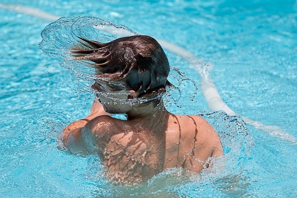 Piscina.